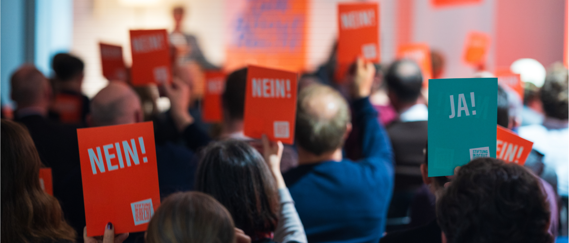 Bild mit Schriftzug "Recht beteiligt"